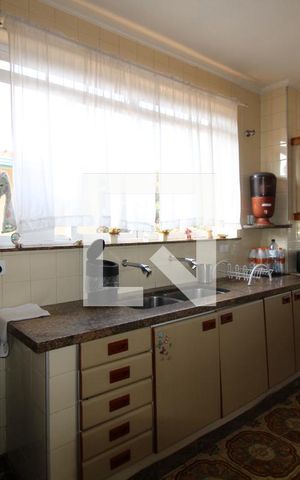 Casa à venda com 360m², 3 quartos e 3 vagasCozinha
