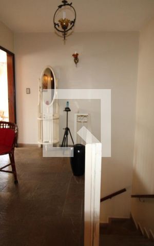 Casa à venda com 360m², 3 quartos e 3 vagasHall