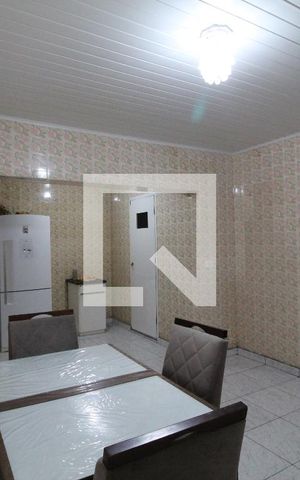 Casa para alugar com 185m², 3 quartos e 2 vagasCozinha