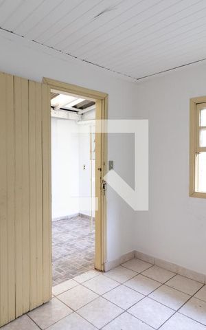 Casa à venda com 249m², 3 quartos e 2 vagasQuarto 4