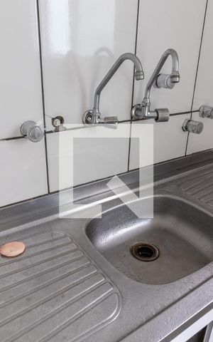 Casa à venda com 249m², 3 quartos e 2 vagasCozinha