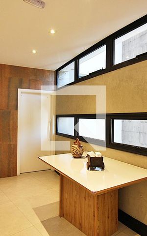 Apartamento à venda com 392m², 6 quartos e 4 vagasSala de Almoço
