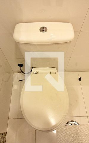 Apartamento à venda com 392m², 6 quartos e 4 vagasBanheiro do Quarto 4 - Suíte