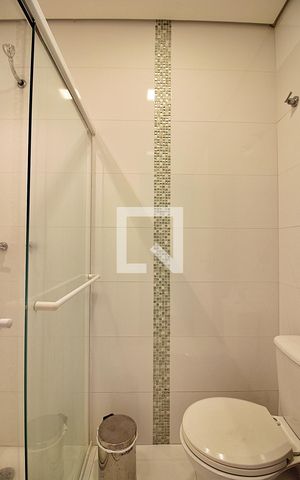 Apartamento à venda com 392m², 6 quartos e 4 vagasBanheiro do Quarto 4 - Suíte