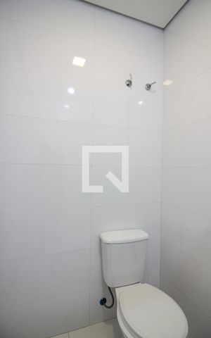Apartamento à venda com 392m², 6 quartos e 4 vagasBanheiro do Quarto 2 - Suíte