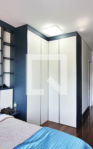 Apartamento à venda com 392m², 6 quartos e 4 vagasQuarto 4 - Suíte