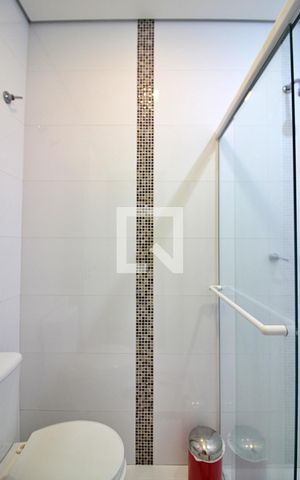 Apartamento à venda com 392m², 6 quartos e 4 vagasBanheiro do Quarto 2 - Suíte