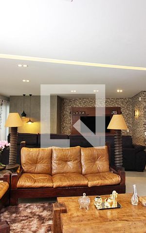 Apartamento à venda com 392m², 6 quartos e 4 vagasSala