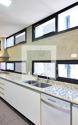 Apartamento à venda com 392m², 6 quartos e 4 vagasCozinha