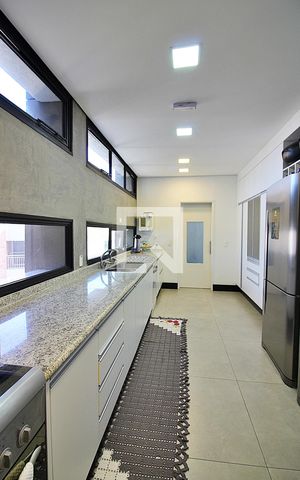 Apartamento à venda com 392m², 6 quartos e 4 vagasCozinha