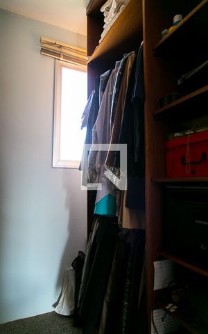 Apartamento à venda com 140m², 3 quartos e 1 vagaCloset