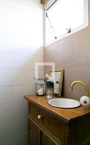 Apartamento à venda com 140m², 3 quartos e 1 vagaLavabo da cobertura
