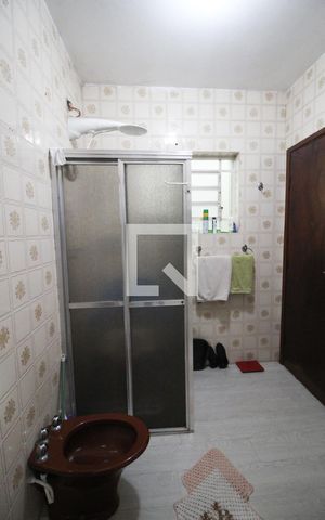 Casa à venda com 270m², 3 quartos e 1 vagabanheiro 2