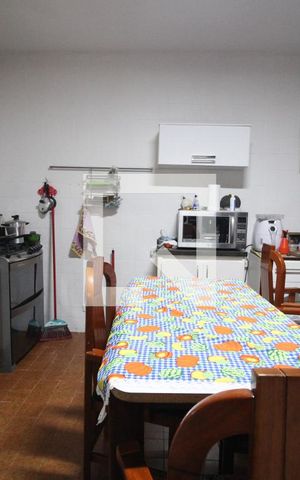 Casa à venda com 270m², 3 quartos e 1 vagacozinha