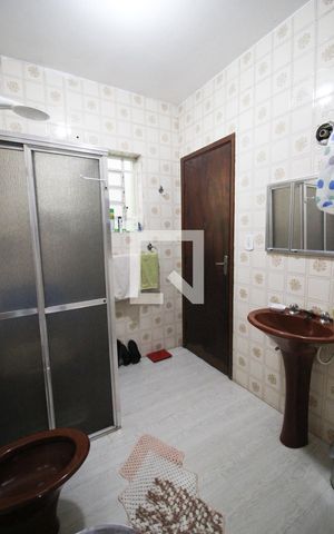 Casa à venda com 270m², 3 quartos e 1 vagabanheiro 2