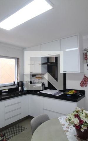 Casa à venda com 172m², 3 quartos e sem vagaCozinha
