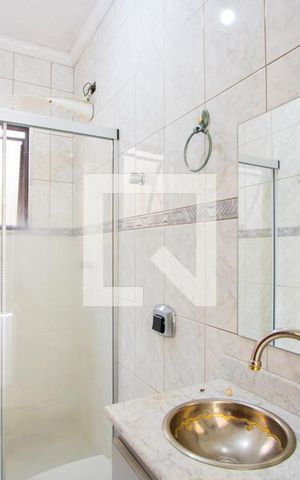 Apartamento à venda com 95m², 3 quartos e 2 vagas Apartamento à venda com 95m², 3 quartos e 2 vagasBanheiro do quarto 1