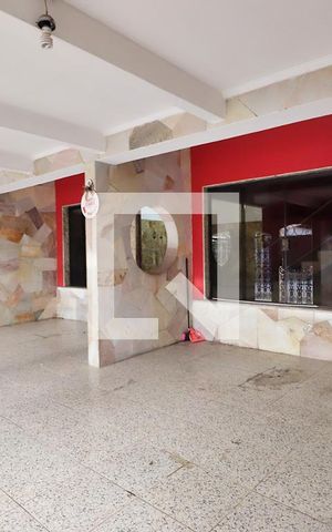 Casa à venda com 332m², 3 quartos e 2 vagasGaragem