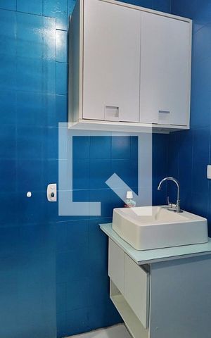 Casa à venda com 332m², 3 quartos e 2 vagasBanheiro da Suíte 1