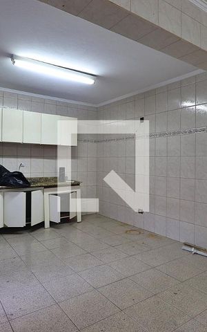 Casa à venda com 332m², 3 quartos e 2 vagasEdícula - Sala/Cozinha