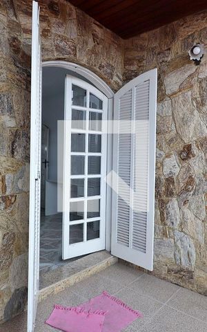 Casa à venda com 332m², 3 quartos e 2 vagasVaranda da Suíte 3