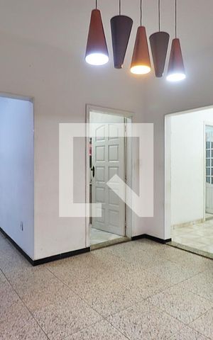 Casa à venda com 332m², 3 quartos e 2 vagasCopa
