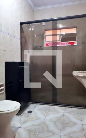 Casa à venda com 332m², 3 quartos e 2 vagasBanheiro Social