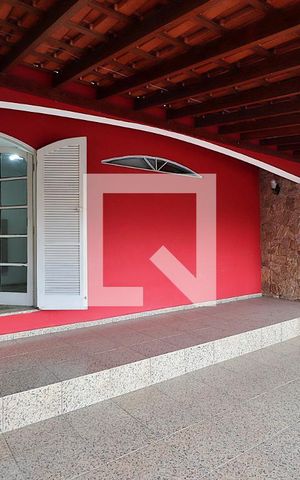 Casa à venda com 332m², 3 quartos e 2 vagasVaranda da Suíte 1