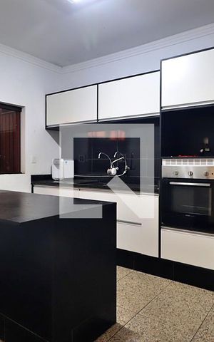 Casa à venda com 332m², 3 quartos e 2 vagasCozinha