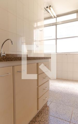Apartamento à venda com 62m², 2 quartos e 2 vagasCozinha