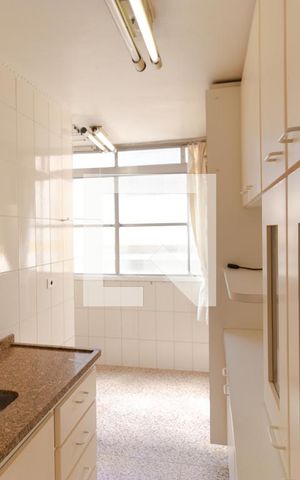 Apartamento à venda com 62m², 2 quartos e 2 vagasCozinha