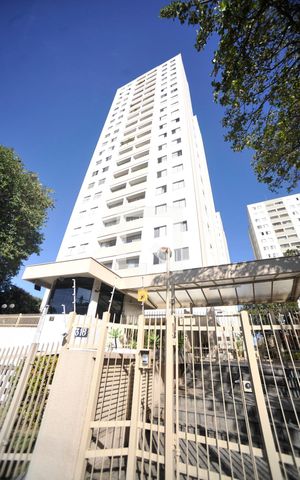 Apartamento para alugar com 98m², 3 quartos e 1 vagaÁrea comum - Fachada