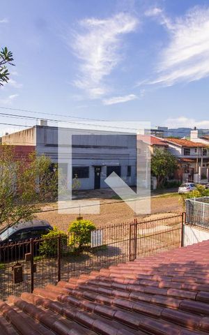 Casa à venda com 266m², 4 quartos e 3 vagas Casa à venda com 266m², 4 quartos e 3 vagasVista da Sacada