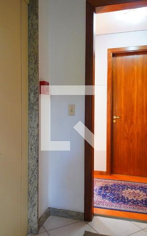 Apartamento para alugar com 191m², 3 quartos e 3 vagasporta de entrada do imóvel 