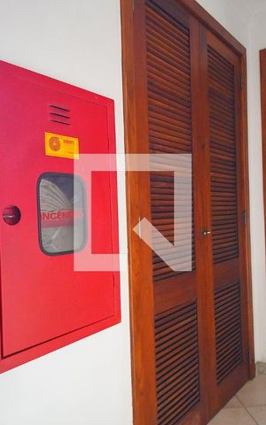 Apartamento para alugar com 191m², 3 quartos e 3 vagasDepósito particular do imóvel 