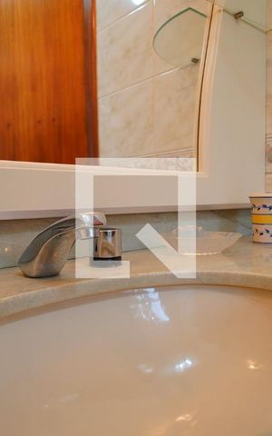 Apartamento para alugar com 191m², 3 quartos e 3 vagasBanheiro Suíte 