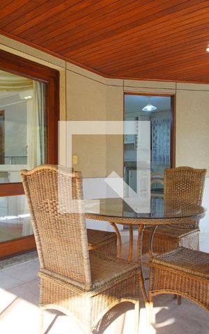 Apartamento para alugar com 191m², 3 quartos e 3 vagasVaranda da sala 