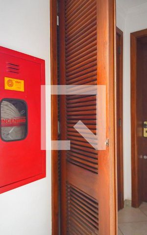 Apartamento para alugar com 191m², 3 quartos e 3 vagasDepósito particular do imóvel 