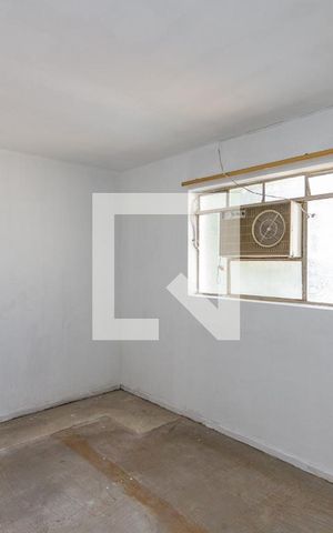 Casa à venda com 477m², 5 quartos e 4 vagas Casa à venda com 477m², 5 quartos e 4 vagasStudio Quarto 1