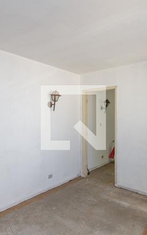 Casa à venda com 477m², 5 quartos e 4 vagas Casa à venda com 477m², 5 quartos e 4 vagasStudio Quarto 1