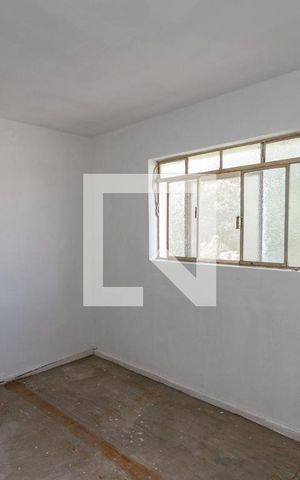 Casa à venda com 477m², 5 quartos e 4 vagas Casa à venda com 477m², 5 quartos e 4 vagasStudio Quarto 2