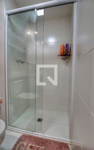 Apartamento à venda com 68m², 2 quartos e 2 vagasQuarto 2 - Suíte