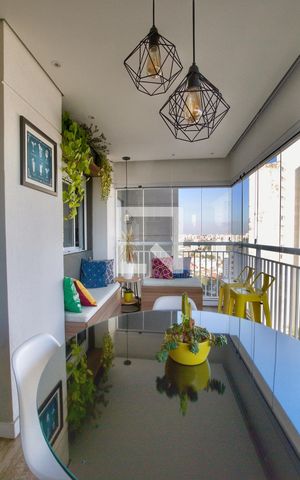 Apartamento à venda com 68m², 2 quartos e 2 vagasVaranda