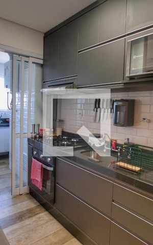 Apartamento à venda com 68m², 2 quartos e 2 vagasCozinha