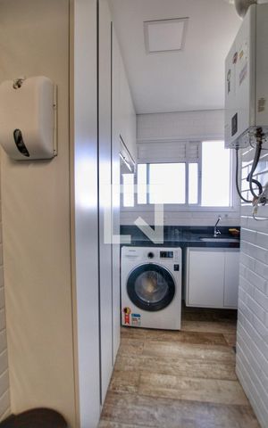 Apartamento à venda com 68m², 2 quartos e 2 vagasÁrea de Serviço