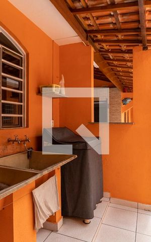 Casa à venda com 370m², 6 quartos e 5 vagas Casa à venda com 370m², 6 quartos e 5 vagasLavanderia