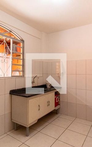 Casa à venda com 370m², 6 quartos e 5 vagas Casa à venda com 370m², 6 quartos e 5 vagasCasa 2 Cozinha