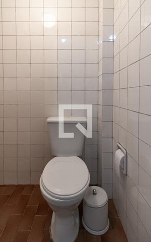 Apartamento à venda com 86m², 2 quartos e 1 vaga Apartamento à venda com 86m², 2 quartos e 1 vagaBanheiro de Serviço