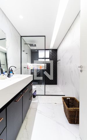 Casa à venda com 250m², 4 quartos e 2 vagas Casa à venda com 250m², 4 quartos e 2 vagasBanheiro do Quarto 2