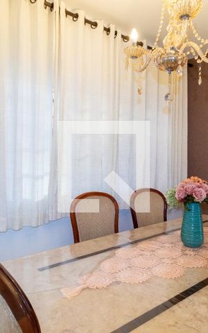 Casa à venda com 250m², 5 quartos e 5 vagasEdícula - Sala de Jantar